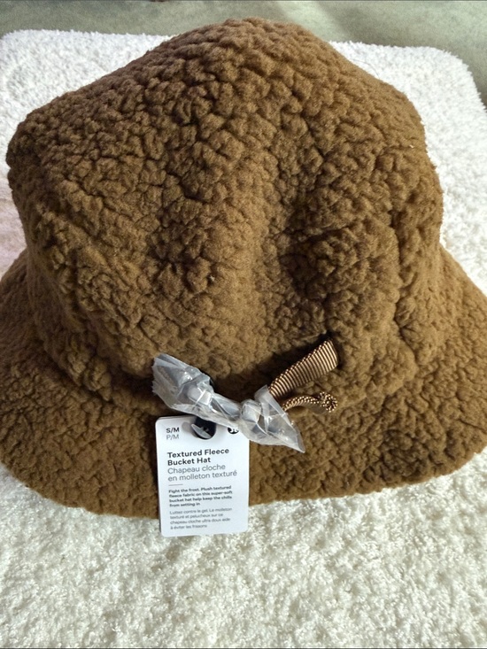 lululemon athletica Accessories - Lululemon-NWT S/M Sherpa Textured Fleece Bucket Hat - Allspice Brown